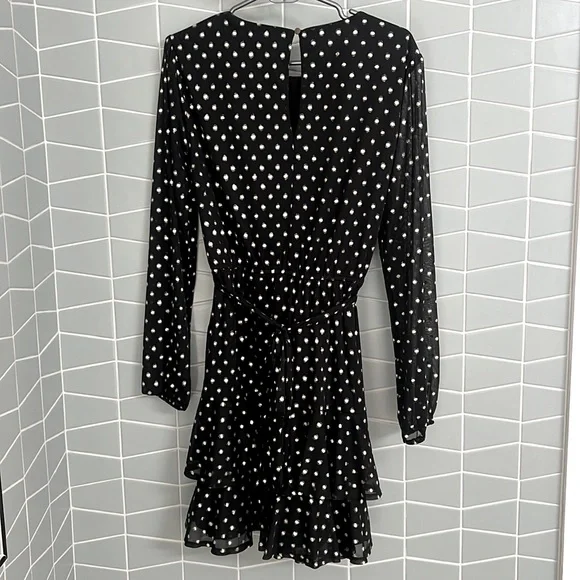 City Studio size large black dress with gold polka dots, sheet sleeves - Picture 3 of 3